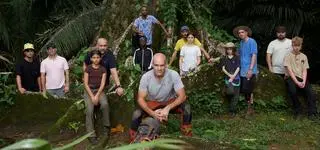 Zabrali swoje dzieci do dżungli! Nowy program "W dżungli z Edem Staffordem" już na Discovery Channel