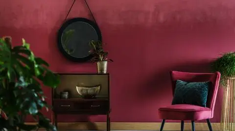 Burgund – jak używać koloru burgundowego we wnętrzach. Pomysły i inspiracje