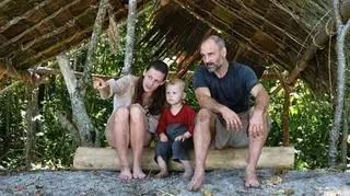 Ed Stafford z rodziną w dziczy