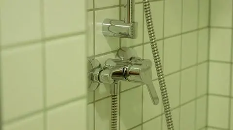 Sprawdzone sposoby na czyste fugi. Jak wyczyścić fugi?