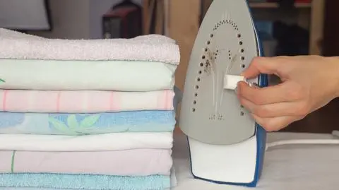 Jak wyczyścić żelazko? Proste sposoby na czyszczenie żelazka