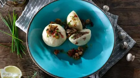 Domowe knedle z mięsem