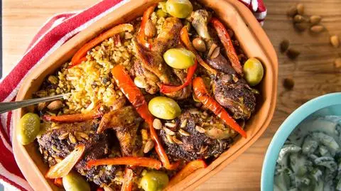 Kurczak z warzywami i kaszą bulgur