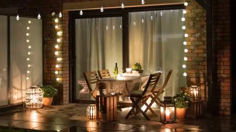 Oświetlenie zewnętrzne domu i ogrodu – najlepsze pomysły