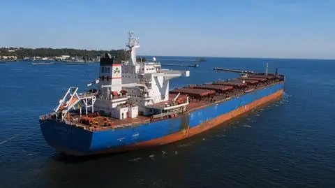 Masowiec na holu w Gdyni - 5. odcinek 2. sezonu "Portów"