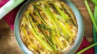 Quiche porowo musztardowy na ziemniaczanym kruchym
