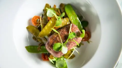 Roladki z indyczej piersi z mięsem mielonym i szpinakiem