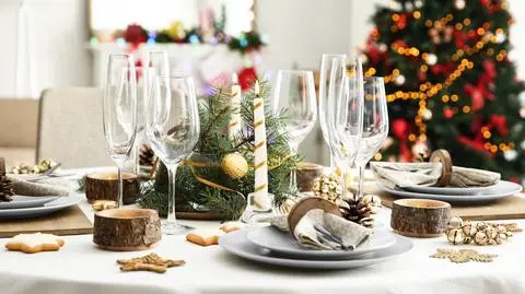 Stół wigilijny – pomysły na dekoracje stołu świątecznego