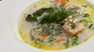 ZUPA FIŃSKA Z ŁOSOSIEM