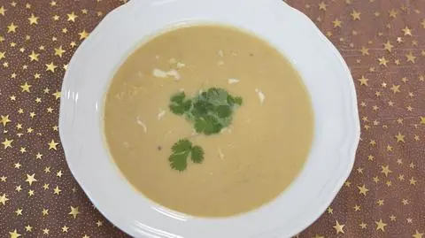 zupa krem z czekoladą i orzechami