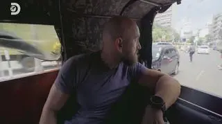 "Ciężarówką przez Afrykę" PRZED EMISJĄ W TV: Jedziemy tuk tukiem!
