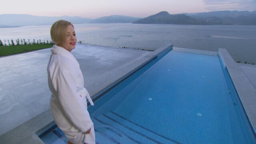 Infinity pool i zewnętrzne jacuzzi to kolejne atrakcje, które czekają na gości hotelu zaprezentowanego w pierwszym odcinku "Tu jest pięknie". Dorota Szelągowska nie omieszkała ich wypróbować!